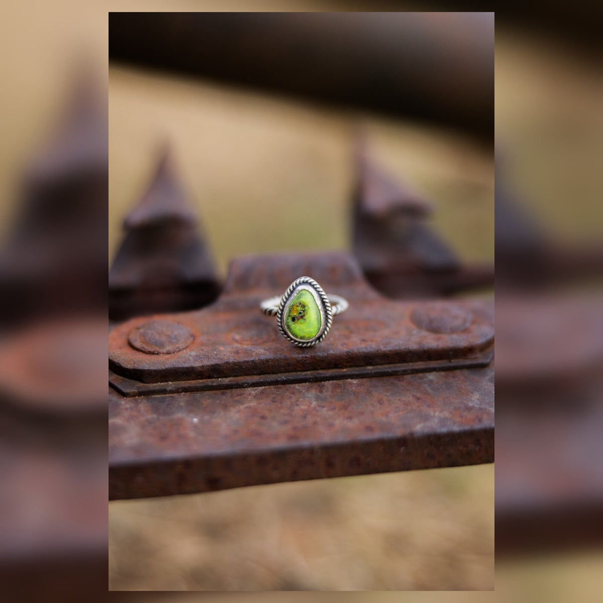 The Prickly Pear Ring | Size 8