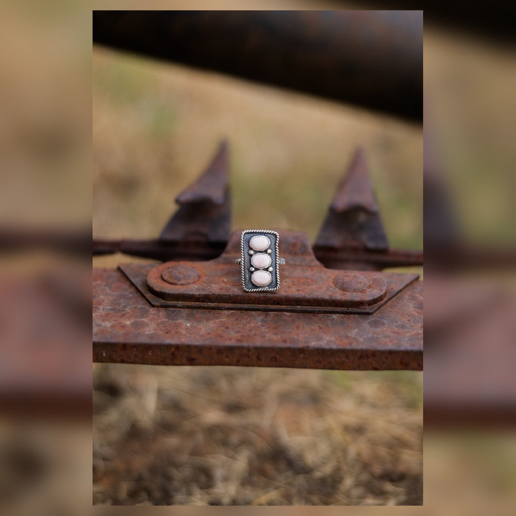 The Desert Rose Ring | Size 7